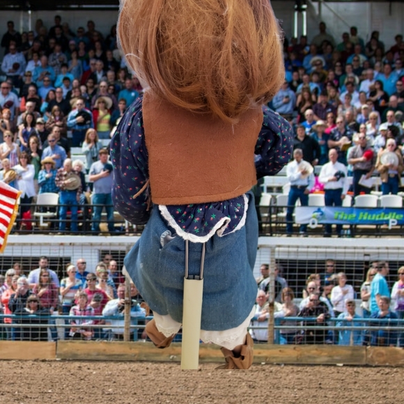 Hamilton Collection 1992 Fine Bisque Porcelain Doll Savannah 18" H w/Stand - Picture 5 of 8